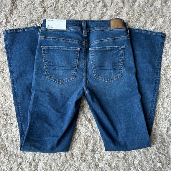 Low-Rise Bootcut Jean AE - Picture 5 of 8